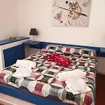 Elba Island Pool & Tennis מלון דירות